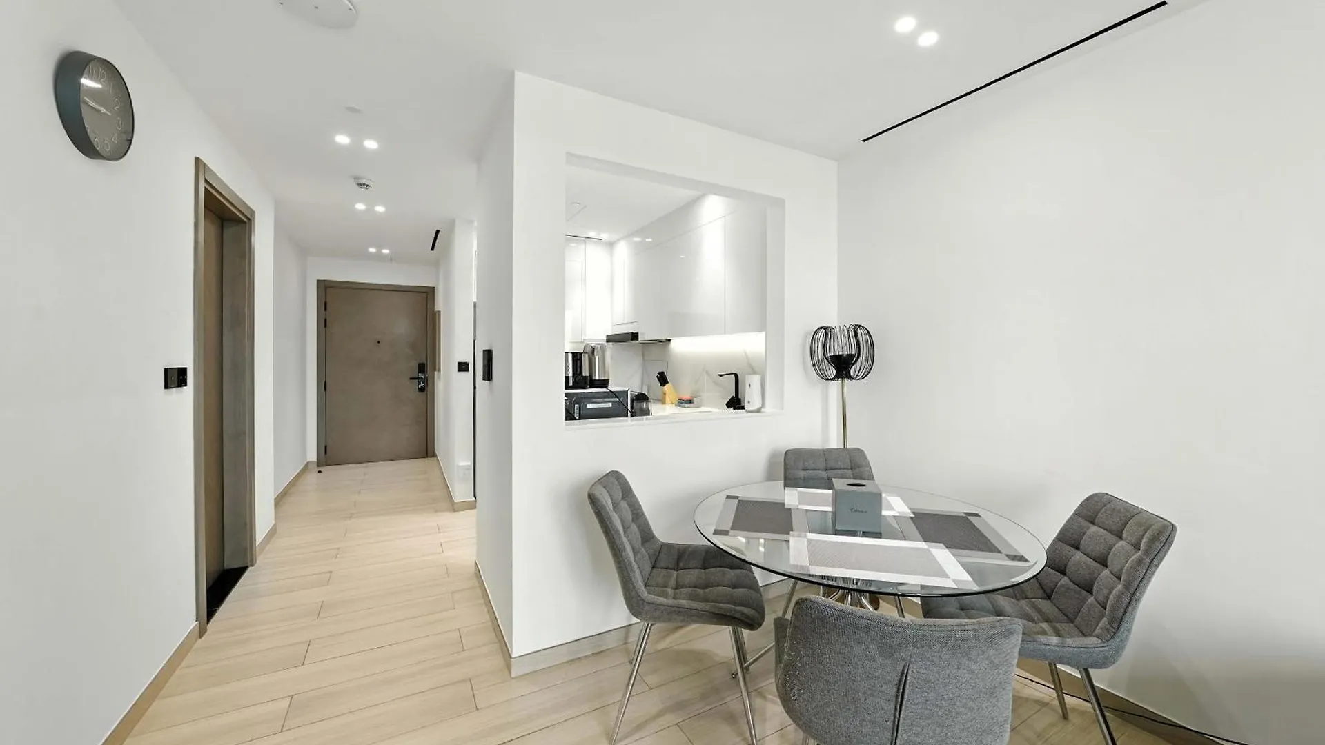 Apartment Designer 1Br Retreat In Jvc With A Spacious Balcony And Premium Interiors Dubai